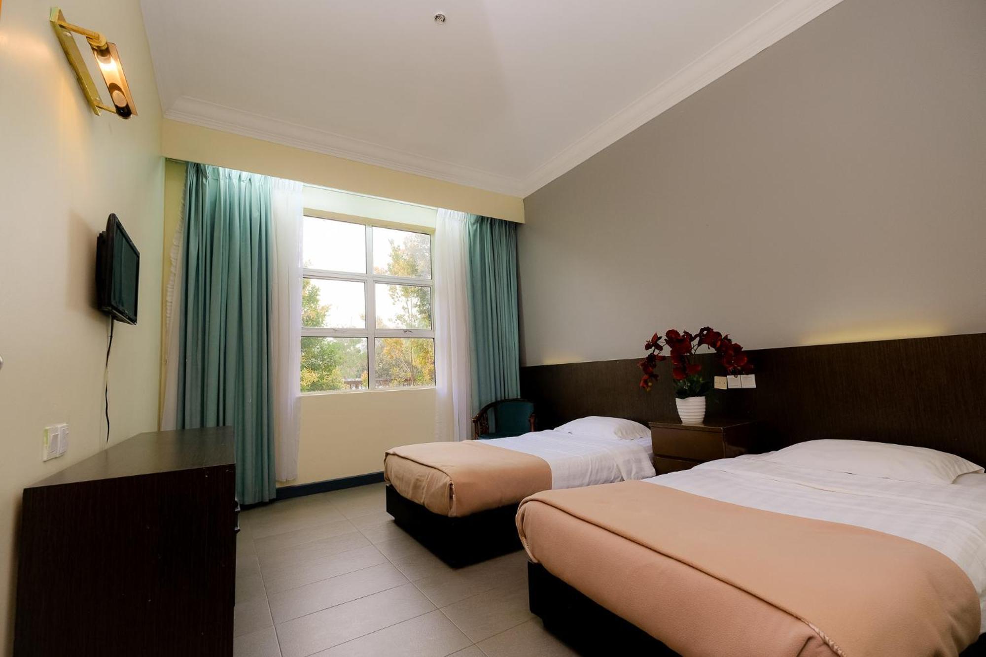 Super Oyo Capital O 90146 Alh Continental Resort Karak エクステリア 写真