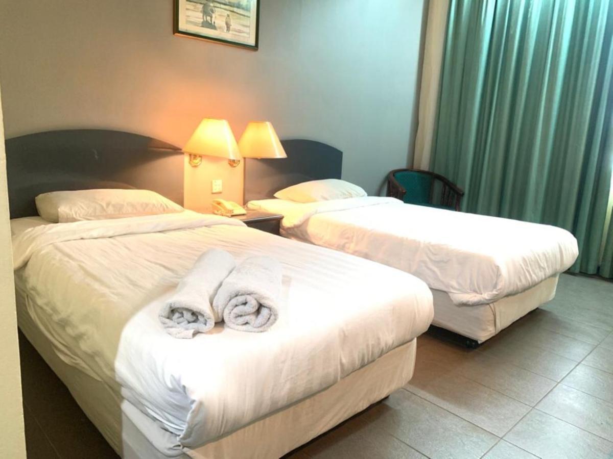 Super Oyo Capital O 90146 Alh Continental Resort Karak エクステリア 写真