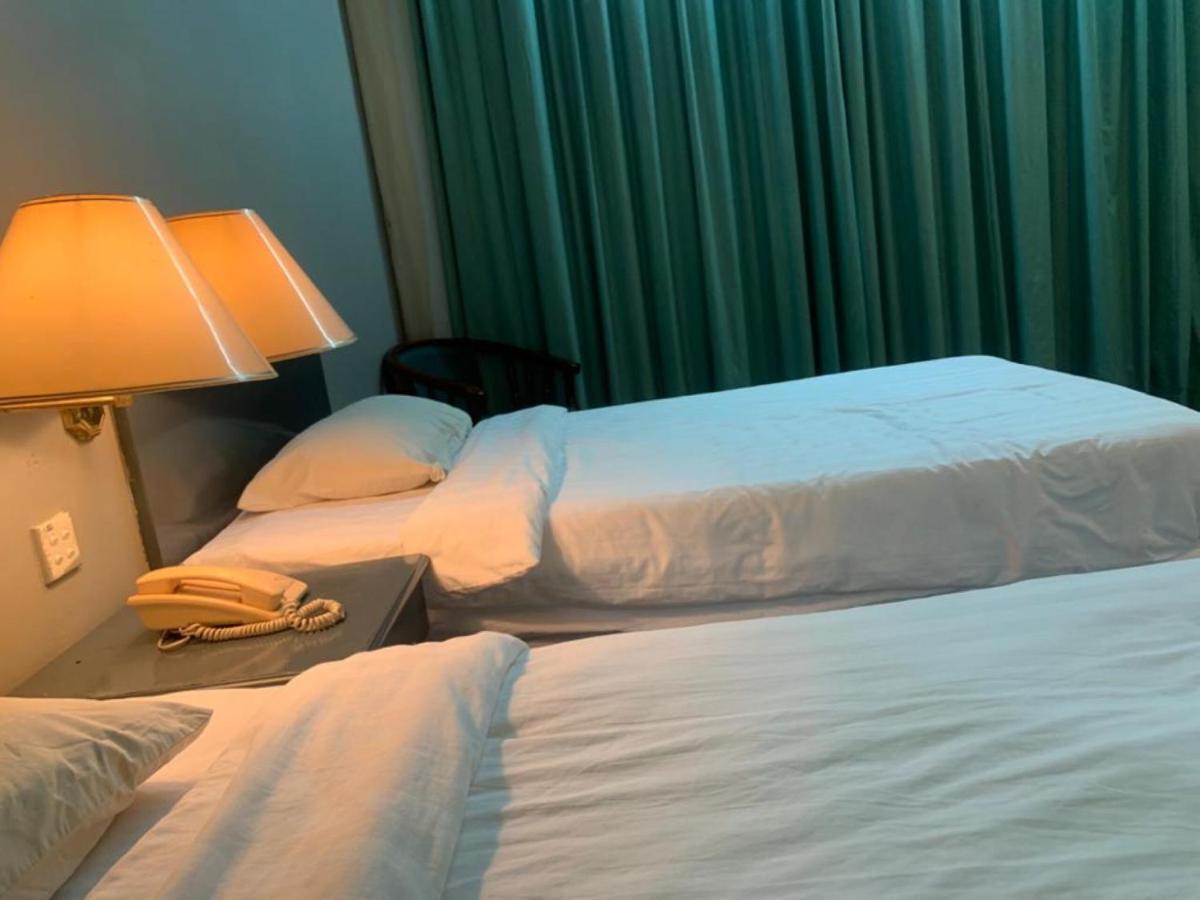 Super Oyo Capital O 90146 Alh Continental Resort Karak エクステリア 写真